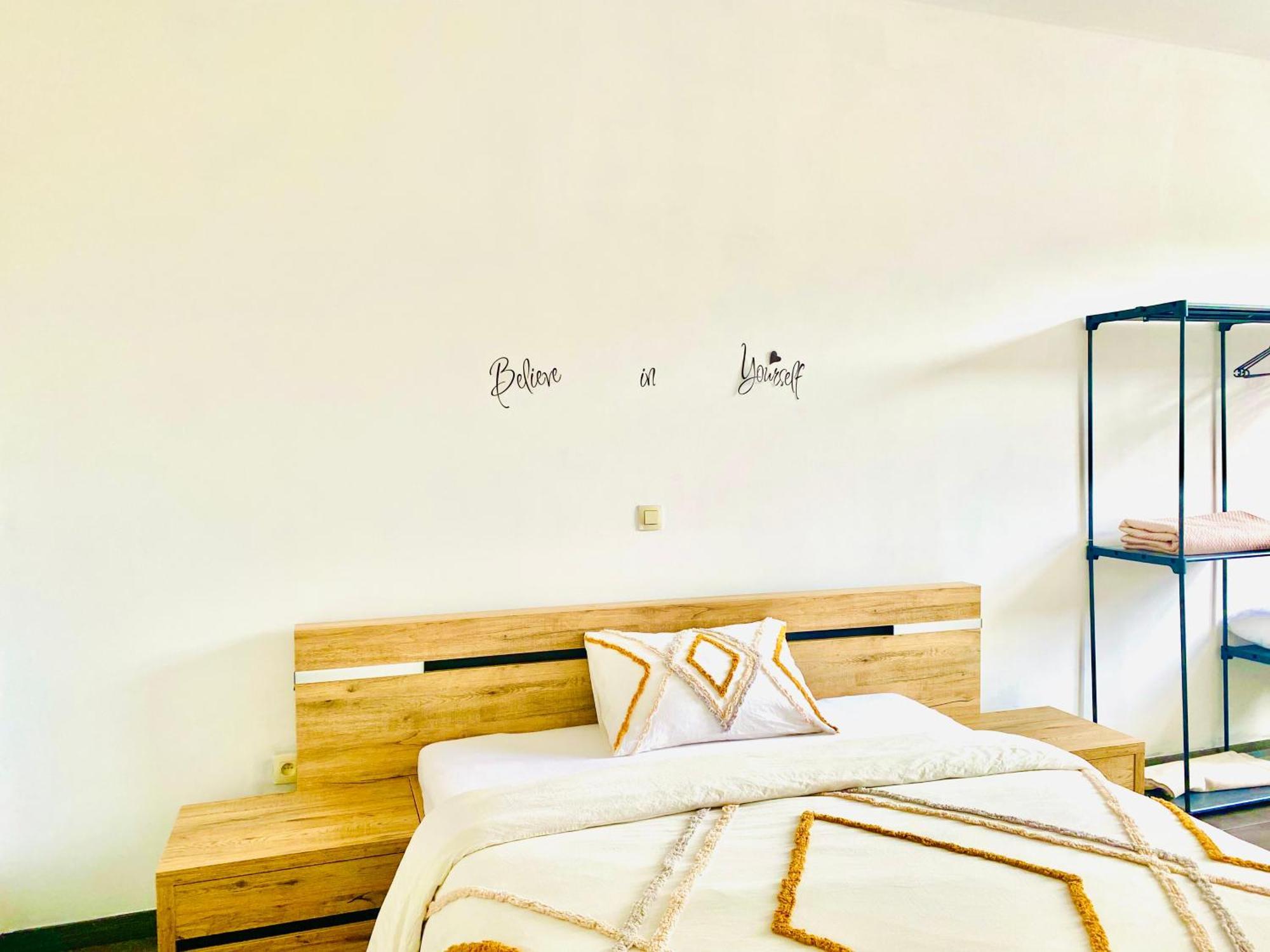 Residence Deluxe Charleroi Extérieur photo