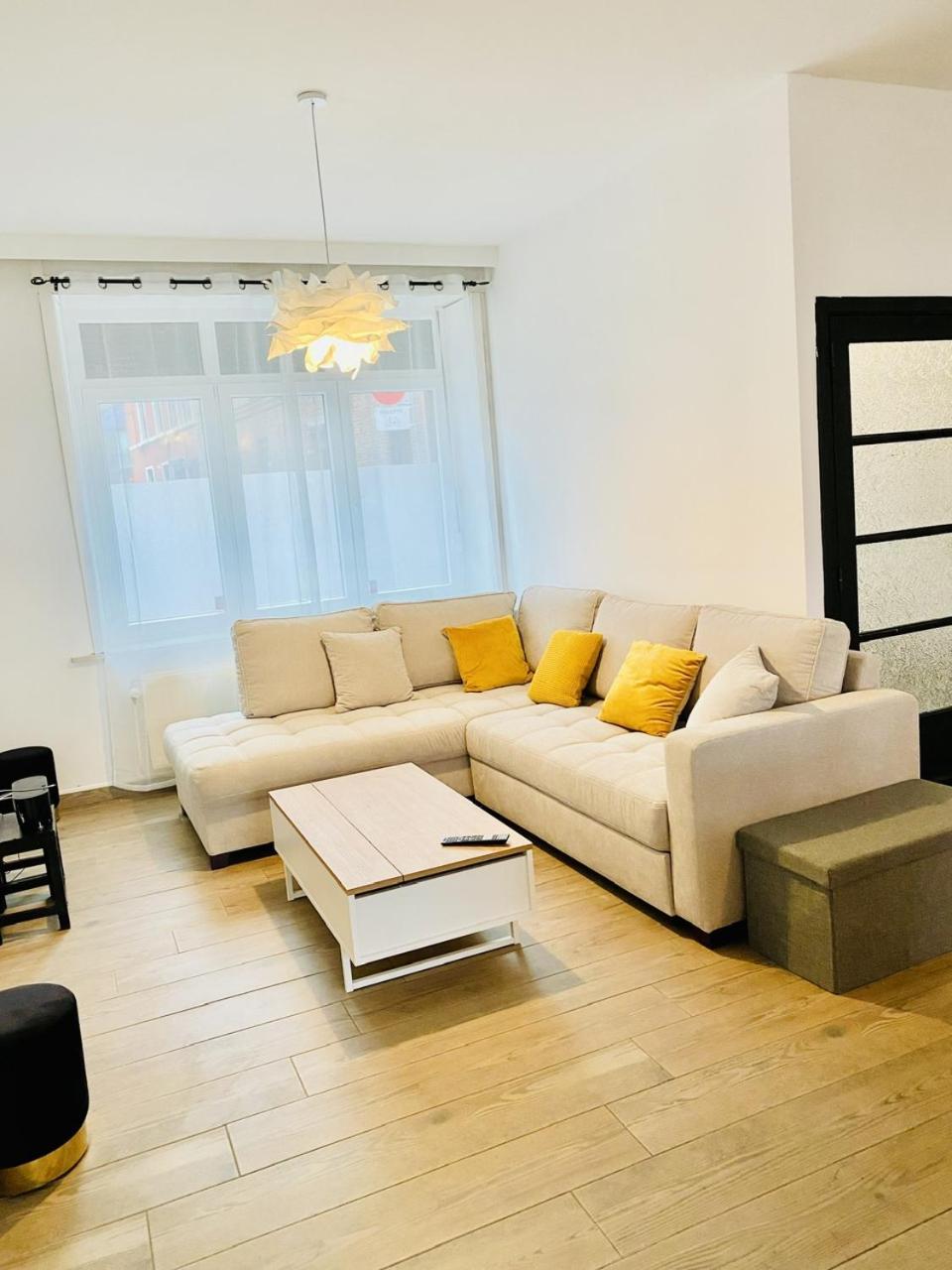 Residence Deluxe Charleroi Extérieur photo